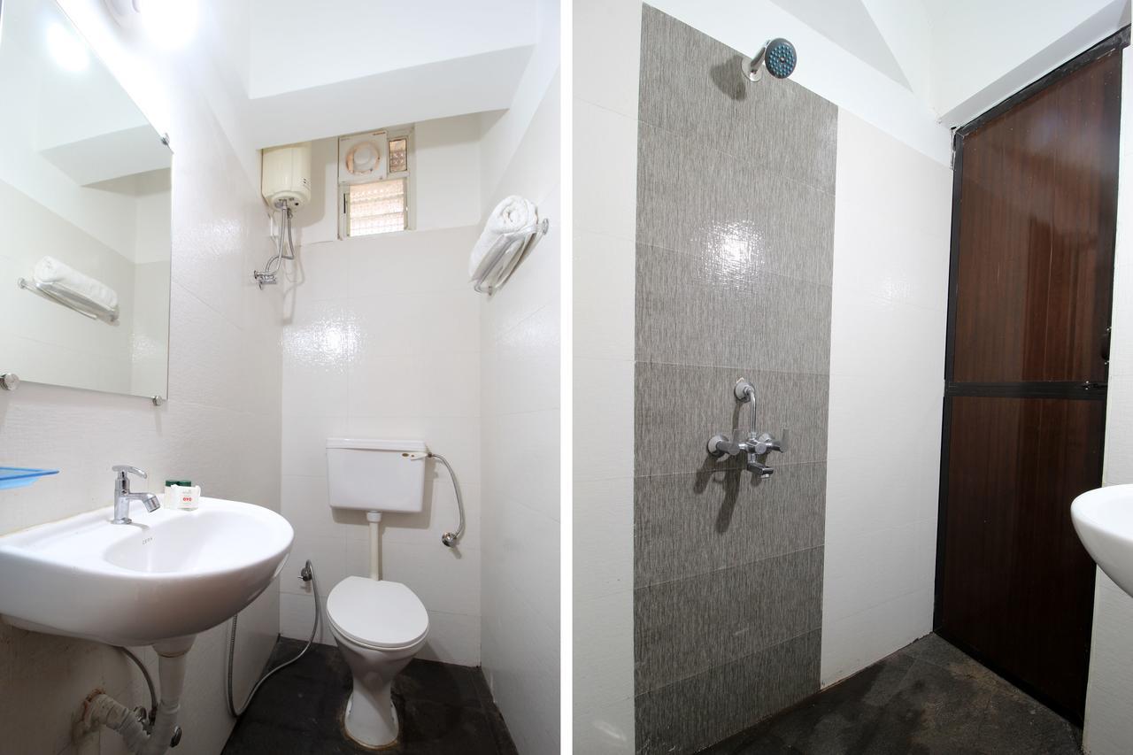 Oyo 10385 Hotel Nirmala Vilas Candolim Buitenkant foto